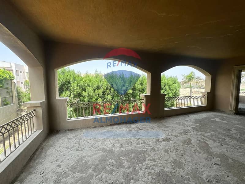 7 WhatsApp Image 2025-09-18 at 4.16. 44 PM. jpeg