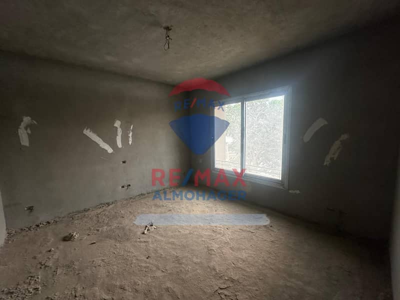 5 WhatsApp Image 2025-09-18 at 4.46. 43 PM (1). jpeg