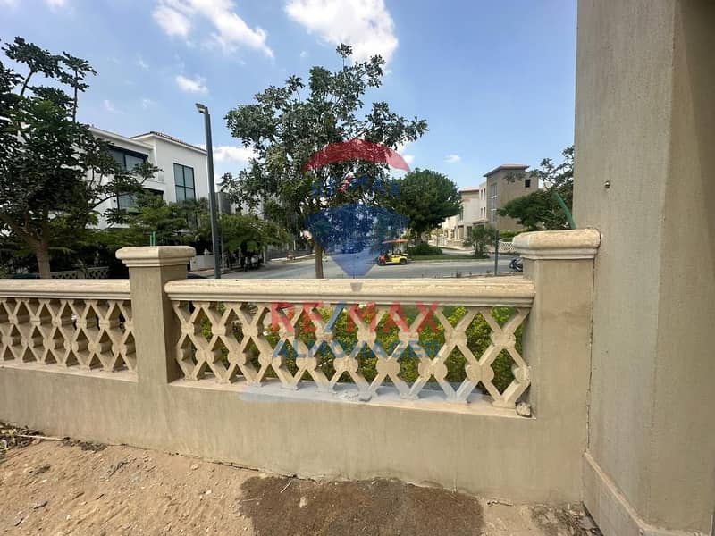 8 WhatsApp Image 2025-09-18 at 4.46. 40 PM (1). jpeg