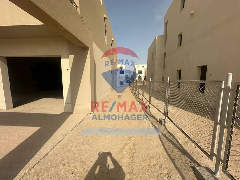 6 WhatsApp Image 2025-09-18 at 5.36. 33 PM (3). jpeg