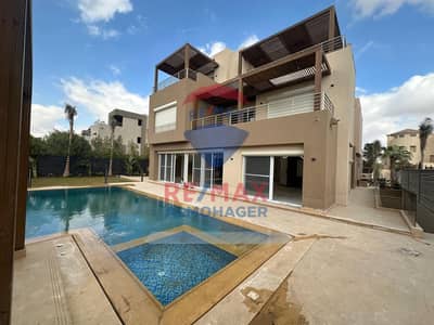 6 Bedroom Villa for Sale in 6th of October, Giza - WhatsApp Image 2025-09-18 at 6.09. 59 PM. jpeg
