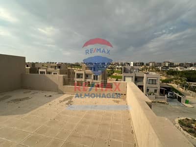 4 Bedroom Townhouse for Sale in 6th of October, Giza - WhatsApp Image 2025-09-20 at 10.54. 07 AM (2). jpeg