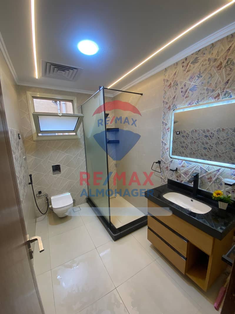 14 WhatsApp Image 2025-09-14 at 1.07. 39 PM (1). jpeg