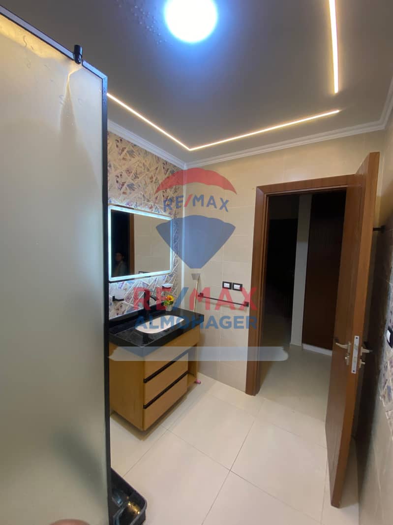 15 WhatsApp Image 2025-09-14 at 1.07. 39 PM (2). jpeg