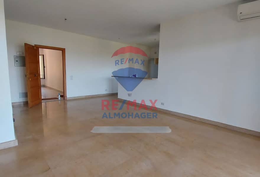 2 2d8c750f-cbb7-4090-b0f1-dafe85b3f4d0. jpg