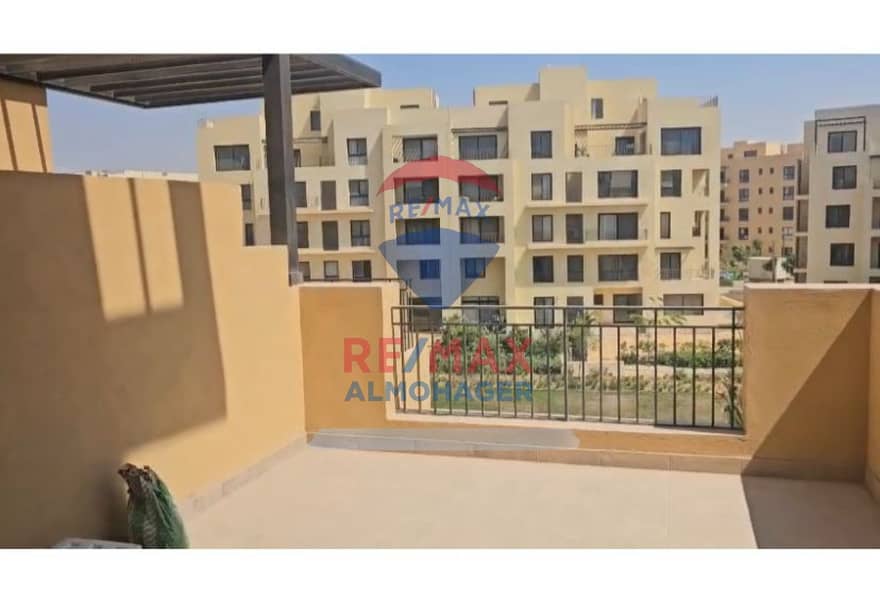 2 3cde9203-ff31-43c2-b8f3-a413ed8ee9d8. jpg