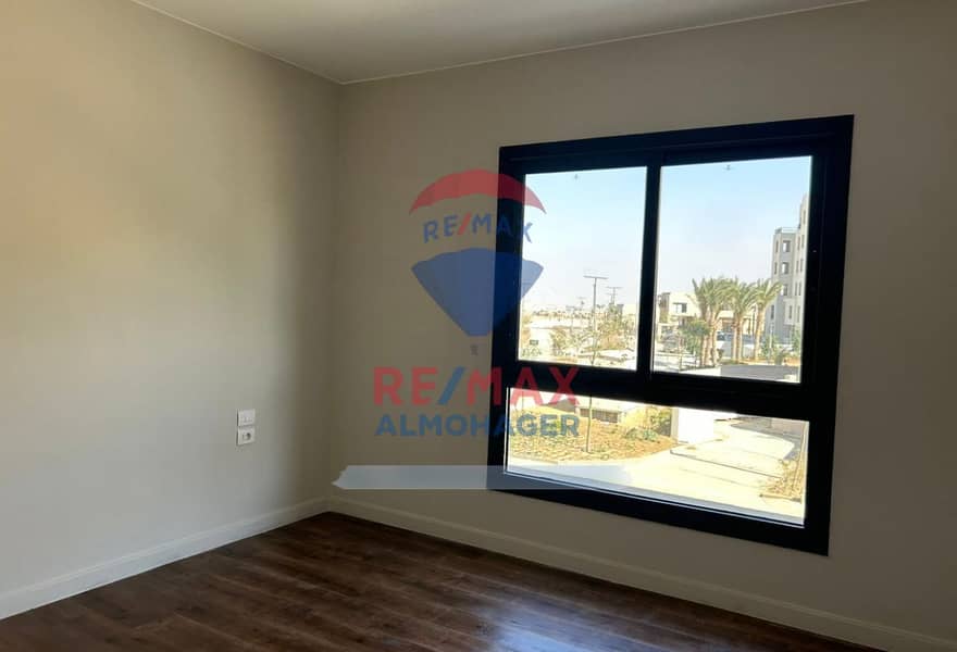 5 3b5d4208-65ee-4385-ad97-9a0678d4eaa1. jpg