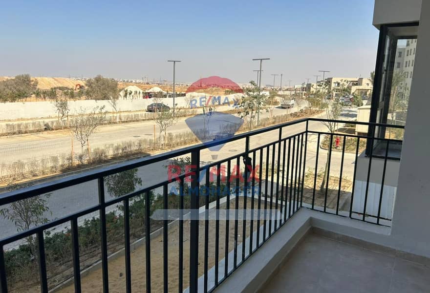 9 90d6ac16-3dbc-4e56-bb7c-d996cf797a3a. jpg