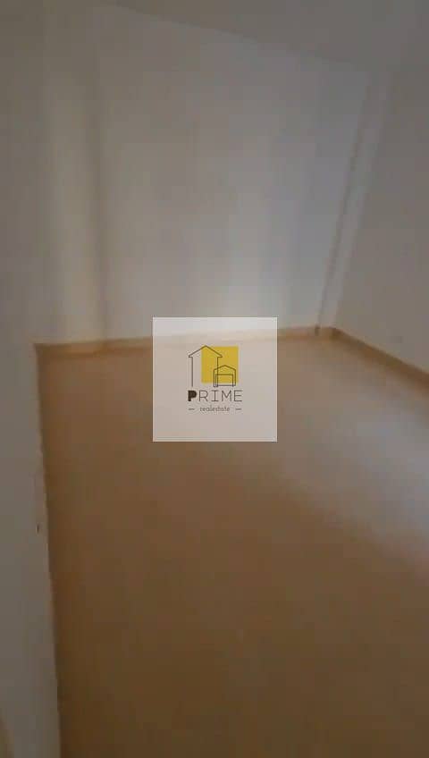 2 WhatsApp Image 2025-09-20 at 14.40. 40_95207071. jpg