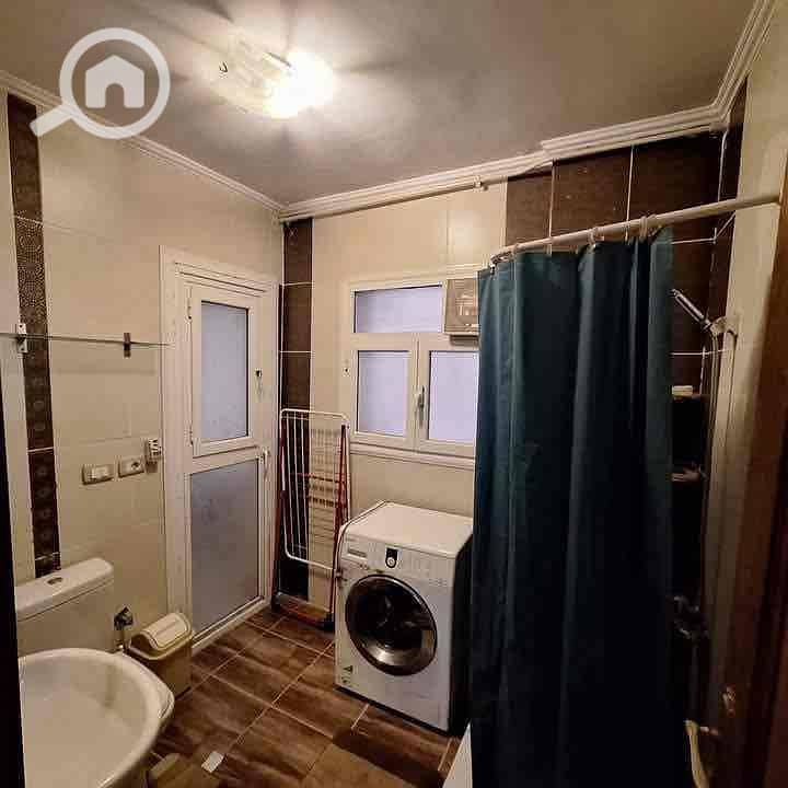7 8c1ac95b-9c80-4fac-83ae-7a46ce9c27ab. jpg