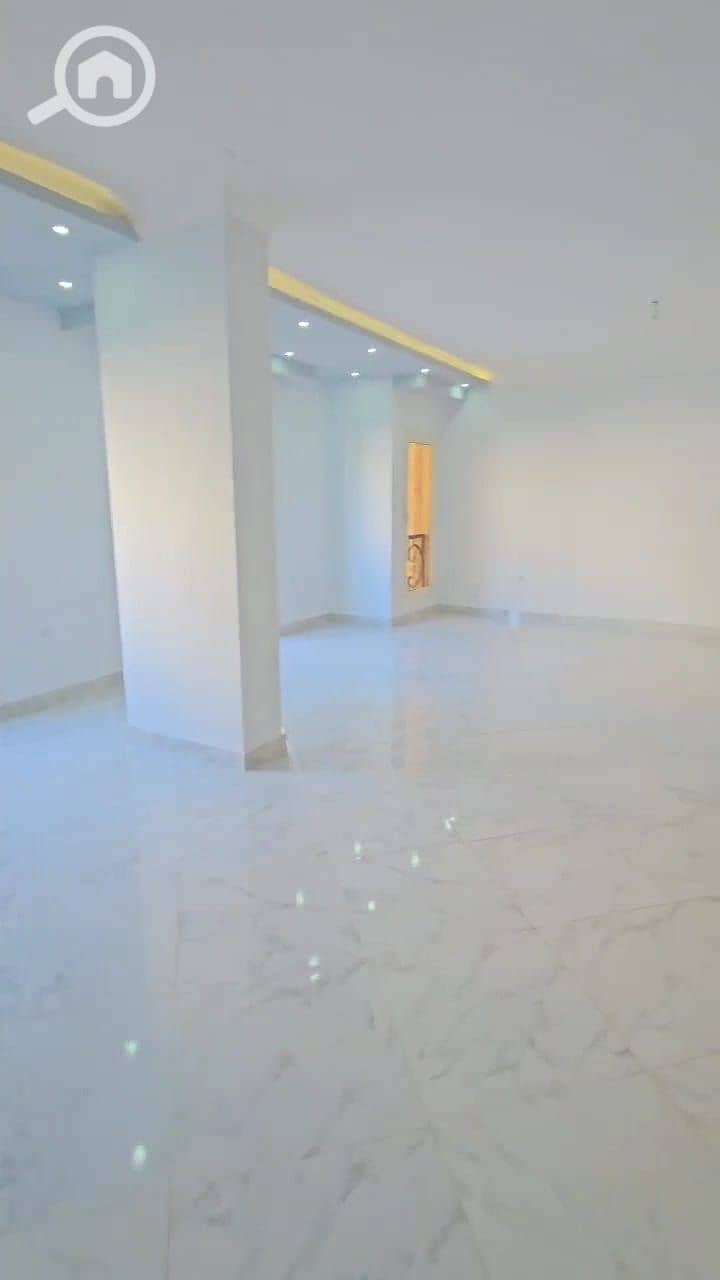 4 IMG-20250920-WA0033. jpg