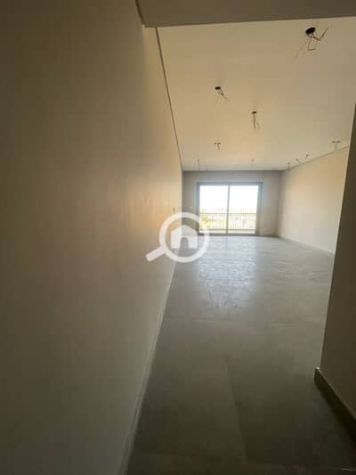 شقة 3 غرف نوم للايجار في الشيخ زايد، الجيزة - WhatsApp Image 2025-08-18 at 21.02. 24_bc416735. jpg