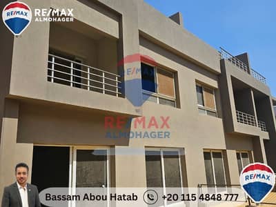 3 Bedroom Townhouse for Sale in Sheikh Zayed, Giza - 1. png