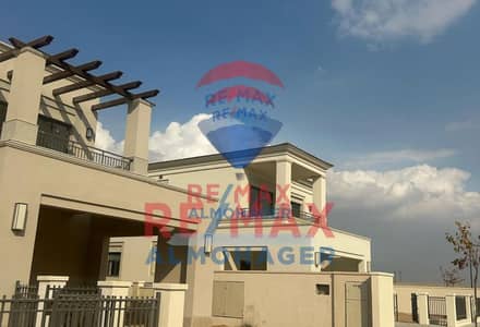 3 Bedroom Villa for Sale in Sheikh Zayed, Giza - d9192c73-70bd-4917-b740-ba93c5fd6cd0. jpg