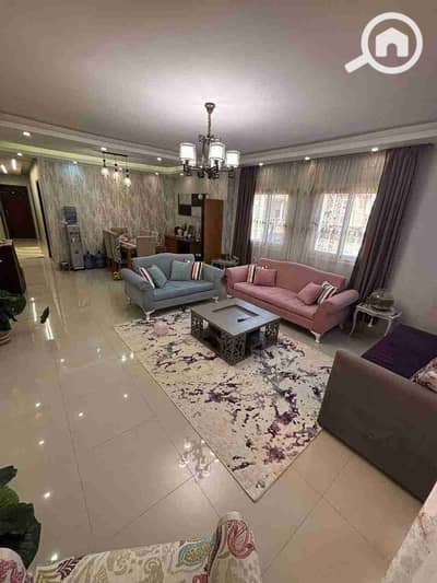 2 Bedroom Flat for Sale in Sheikh Zayed, Giza - 31073. jpg