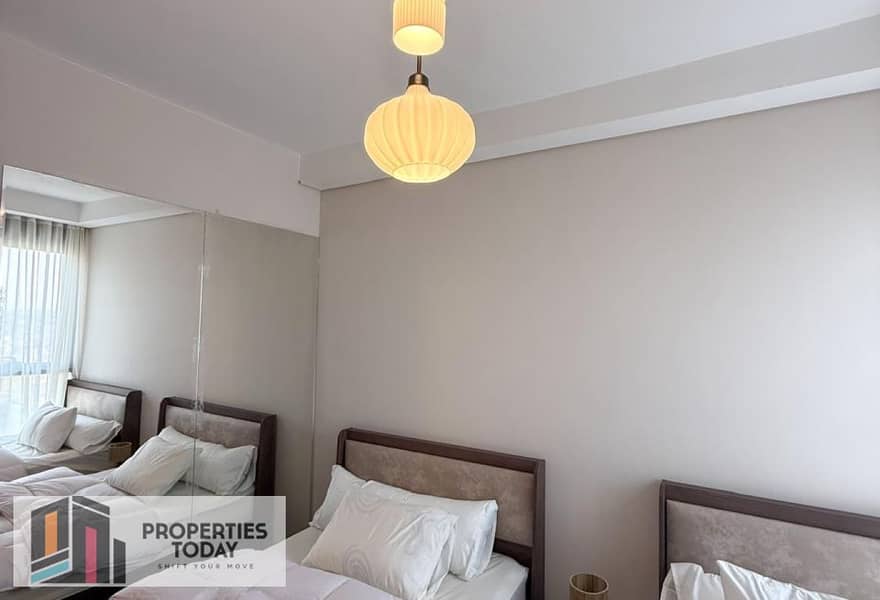 5 4f12a5bc-9d94-48e3-8382-8c75c44887fc. png