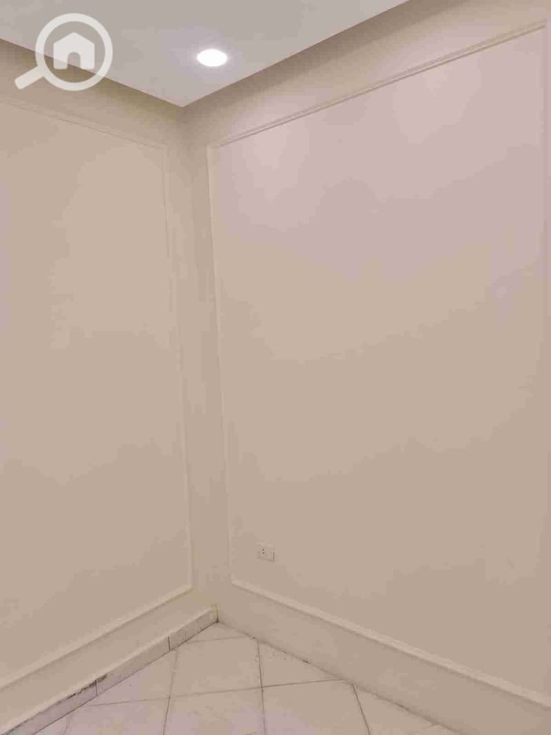 6 1000260915. jpg