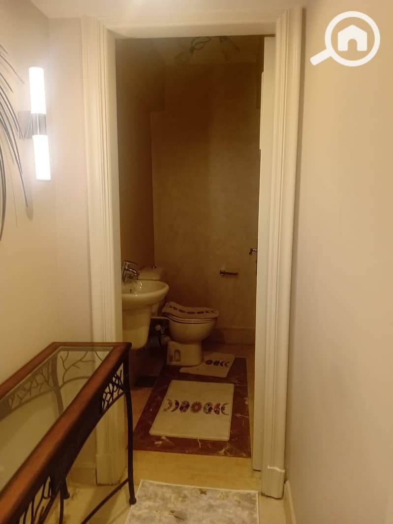 9 3185e2bd-1b97-4508-aaf8-a255382e86ed. jpeg