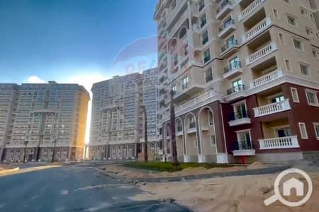شقة 2 غرفة نوم للبيع في محرّم بيك، الإسكندرية - 01. jpg