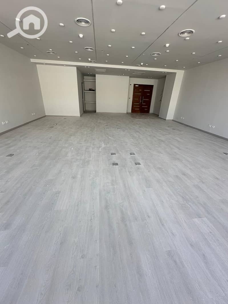 3 WhatsApp Image 2025-09-20 at 17.14. 33_dac1de12. jpg