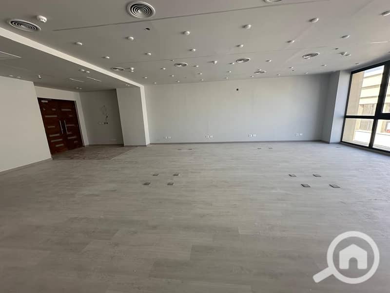 5 WhatsApp Image 2025-09-20 at 17.14. 37_de2d376e. jpg