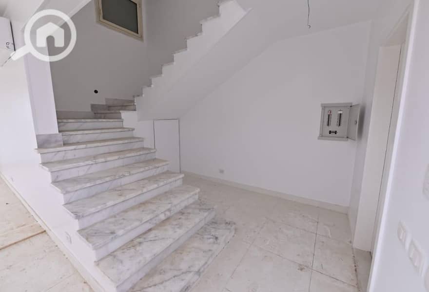 5 upper duplex 4. jpg