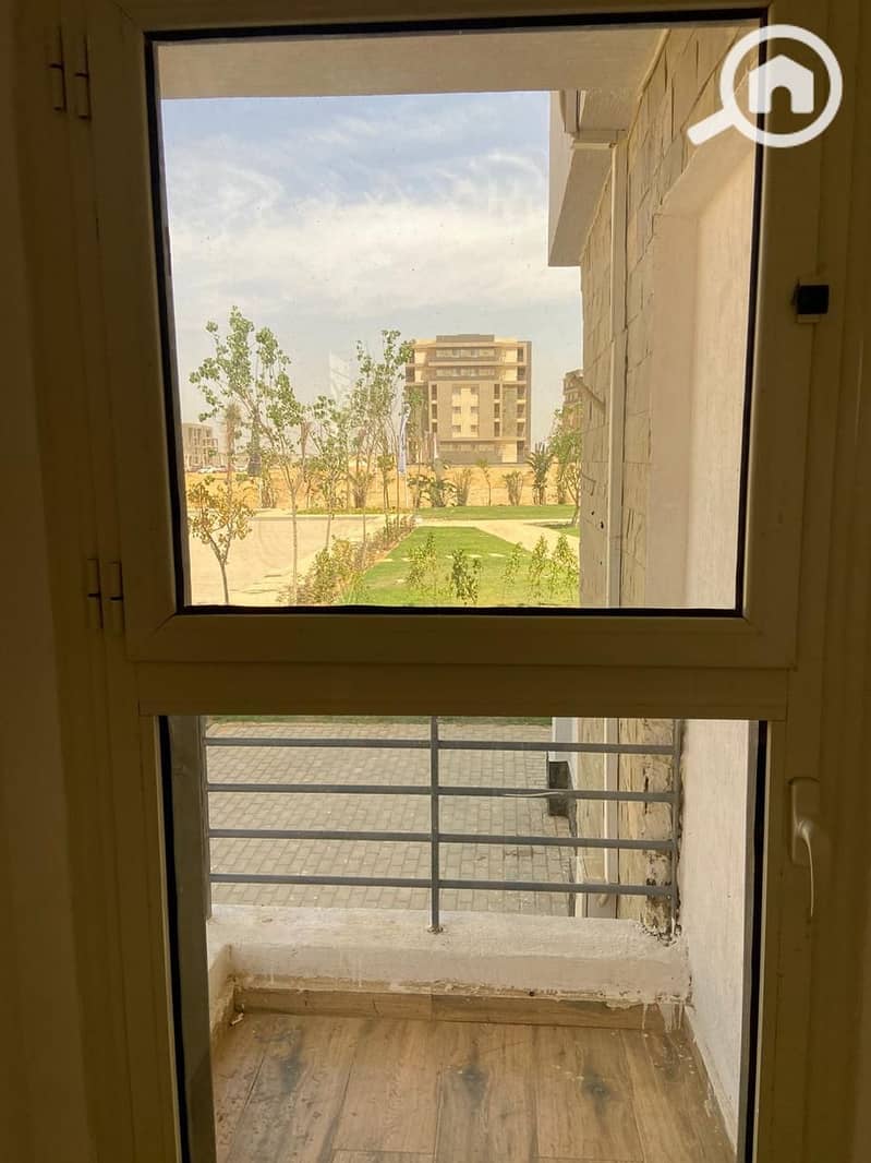 3 5a9cf9e6-d536-4ba8-be52-69d97fc27365. jpg