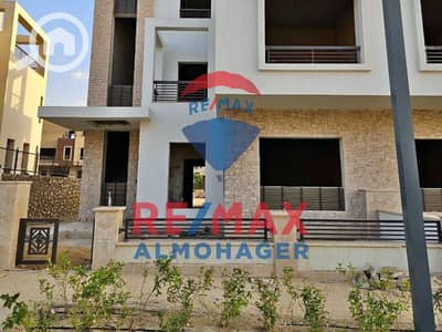 4 Bedroom Villa for Sale in 6th of October, Giza - 01. png