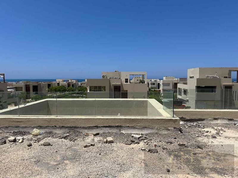 3 eee5b14c-5619-4c2e-bc59-483a6f93d7b4. jpg