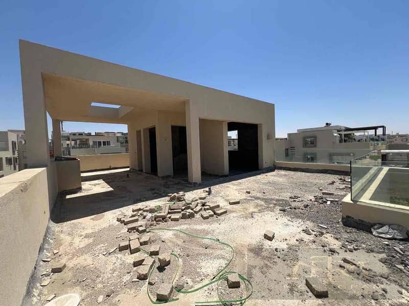 8 7b967a21-45d3-44b3-8bde-7efa6e25ba53. jpg