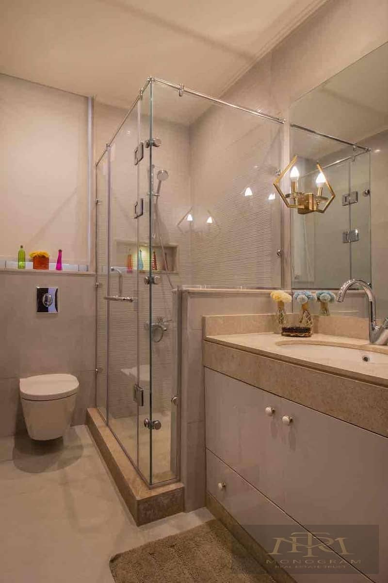 7 c8ce94ea-cd1d-4a81-81ed-17a9166bbefc. jpg