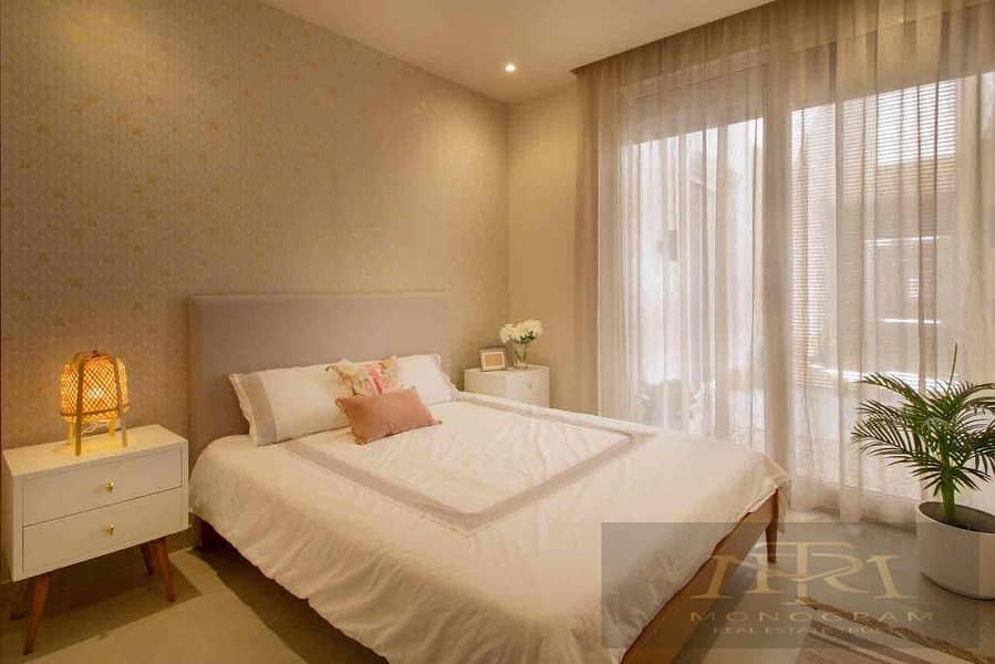 12 009a5ee7-7d8c-4782-89cb-f6b11720bc48. jpg