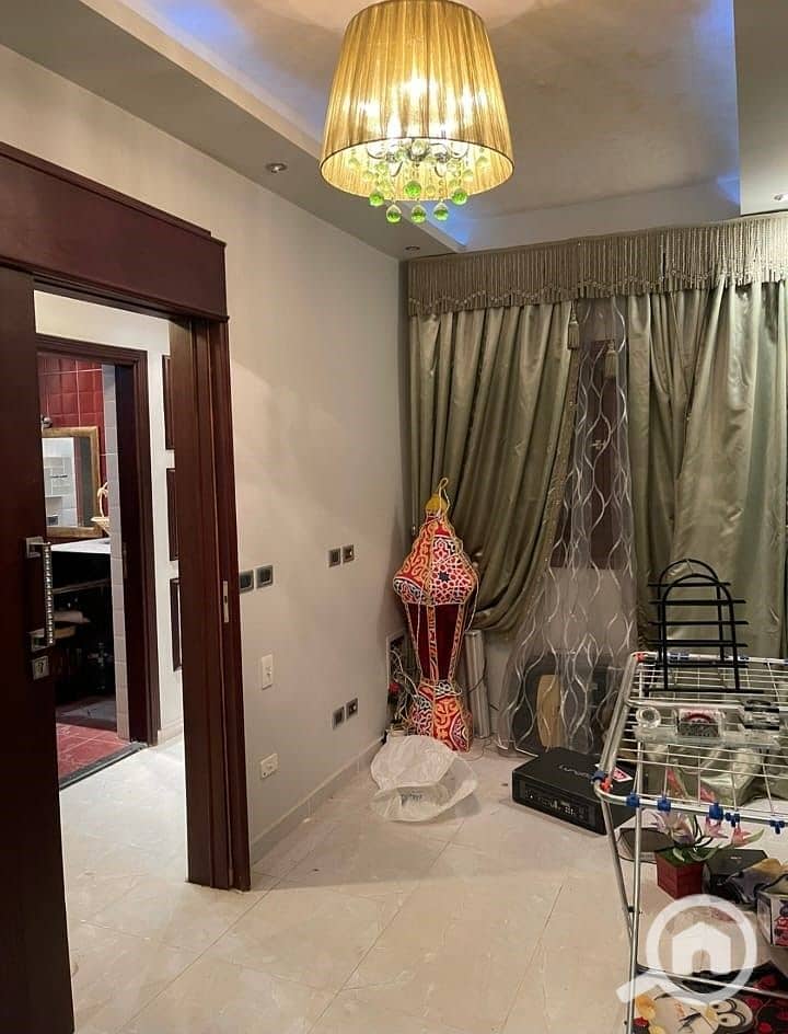 2 النرجس تحميل 7. jpg