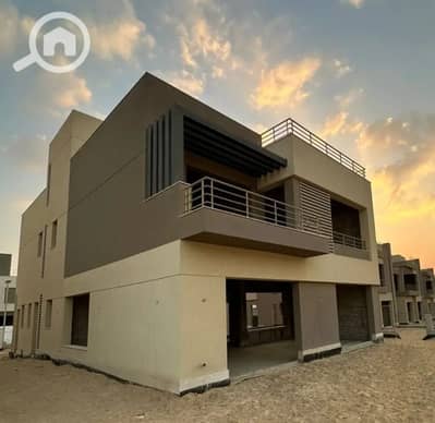 5 Bedroom Villa for Sale in New Cairo, Cairo - WhatsApp Image 2025-09-16 at 4.29. 34 PM (1). jpeg