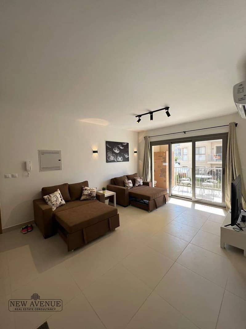 3 5e7ad756-4279-4b9f-9979-7f2661d5bd87. jpeg