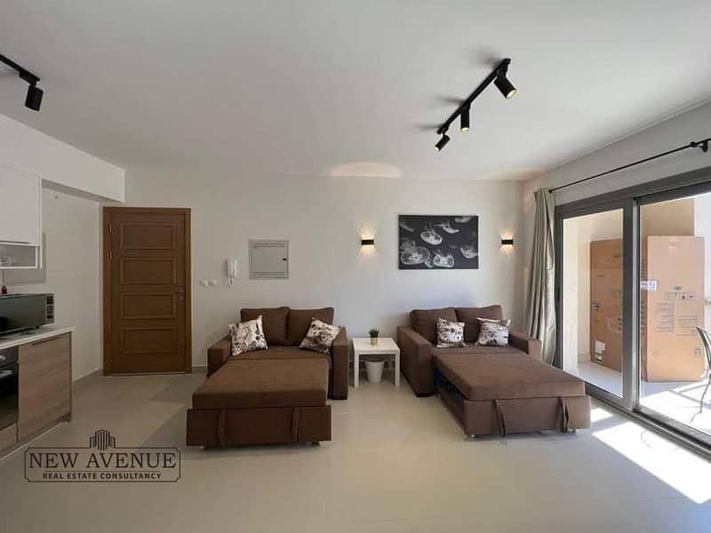 8 ae9d06e2-f4ca-4c3b-bfff-6d93c7d642ba. jpeg