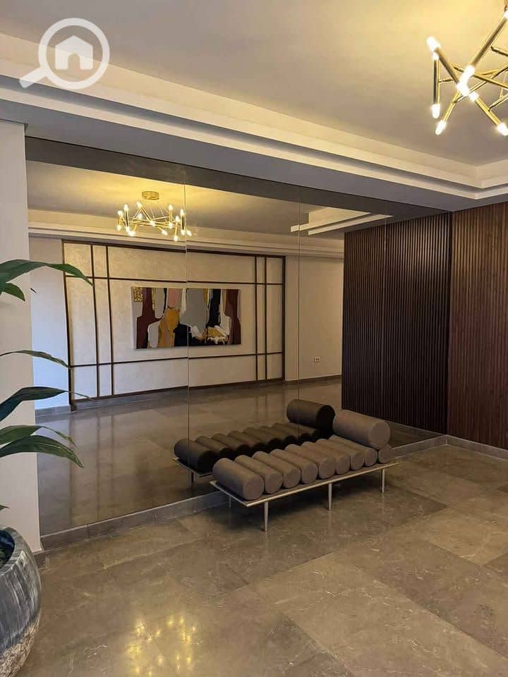 8 55bf3ee2-8847-4f70-885a-4a33c0c1fe33. jpg