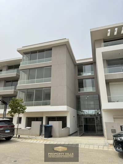 4 Bedroom Flat for Sale in 6th of October, Giza - WhatsApp Image 2024-10-22 at 1.03. 30 PM. jpeg