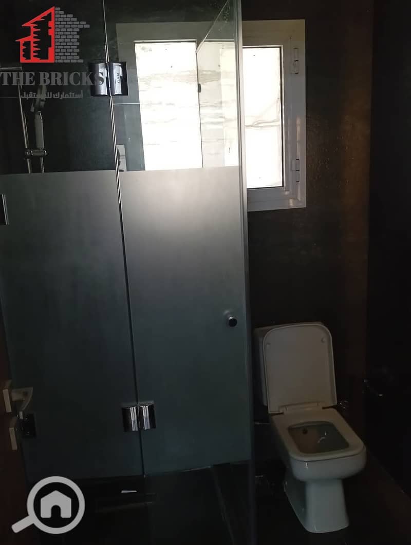 10 1000256630. jpg