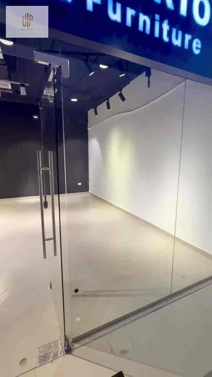 2 c97e5b7a-e146-43e4-a32e-f6e91d0c9e9c. jpg