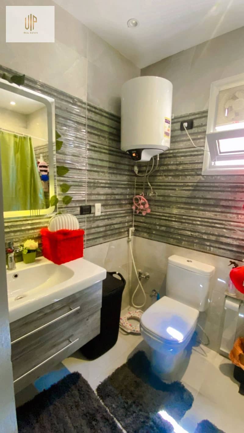 3 WhatsApp Image 2025-09-16 at 23.27. 51_5ca5247e. jpg