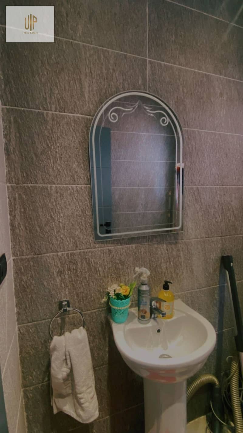 5 WhatsApp Image 2025-09-16 at 23.27. 51_b3afb203. jpg