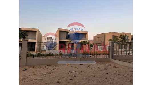 فیلا 4 غرف نوم للبيع في 6 أكتوبر، الجيزة - 31. jpg