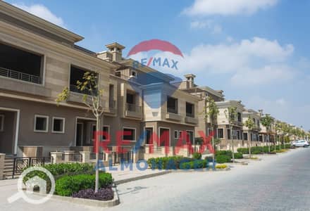 6 Bedroom Villa for Sale in 6th of October, Giza - golf d1 7. jpg
