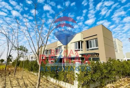 تاون هاوس 4 غرف نوم للبيع في 6 أكتوبر، الجيزة - b64135f7-219c-436f-bb5b-fc28a5b26929. png