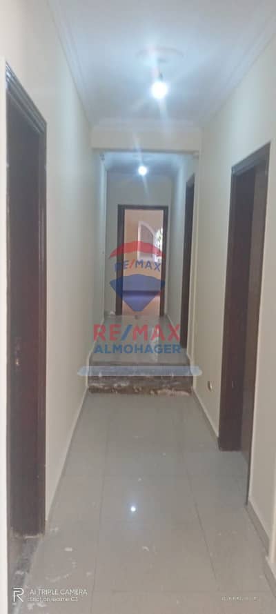 فیلا 4 غرف نوم للايجار في 6 أكتوبر، الجيزة - IMG-20250921-WA0352. jpg