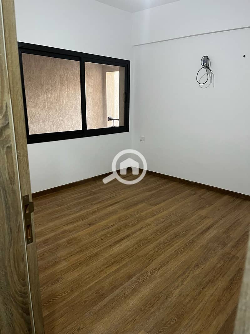 5 WhatsApp Image 2025-09-20 at 2.31. 25 PM (1). jpeg