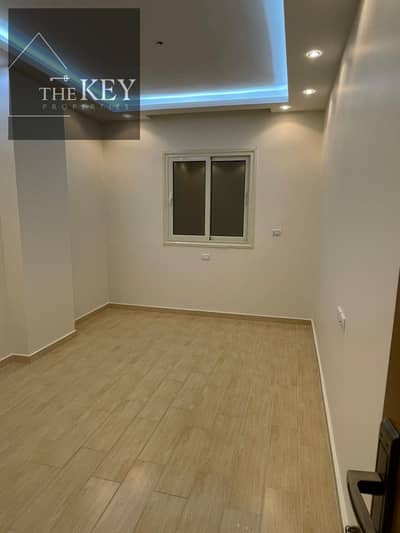 3 Bedroom Flat for Sale in 6th of October, Giza - 37d705c2-015d-4fd8-96c2-9c76356d3dd3. jpg