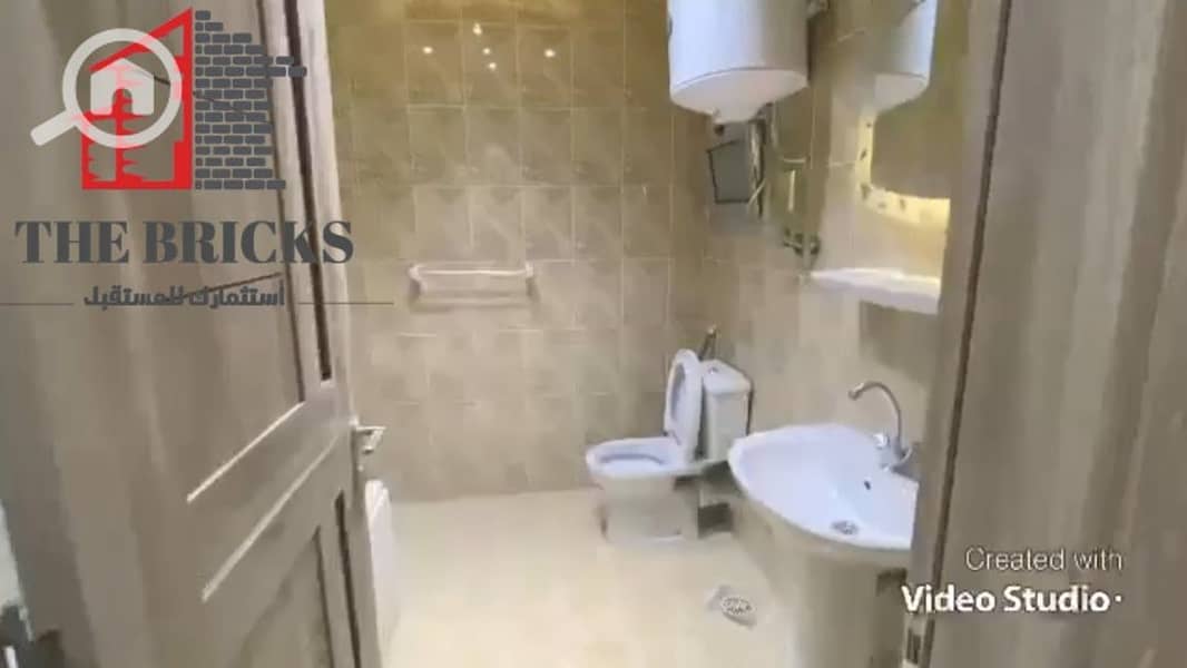 13 1000256749. jpg