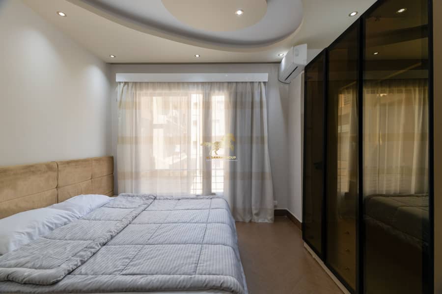 13 0V3A3224-Edit. jpg